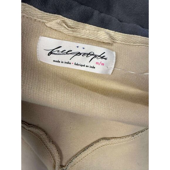 New Free People With Love Sweatshirt Sz medium - Picture 7 of 9